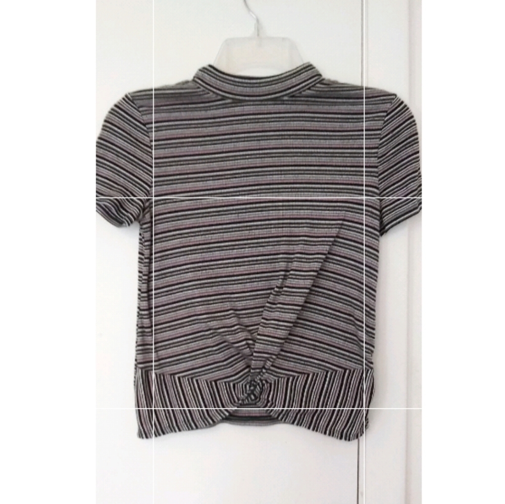 Kids Art Class Knot Crop Top ❕